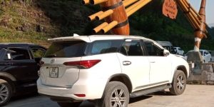 thue xe fortuner 7 cho