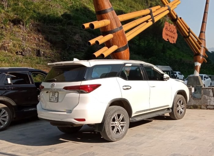 thue xe fortuner 7 cho